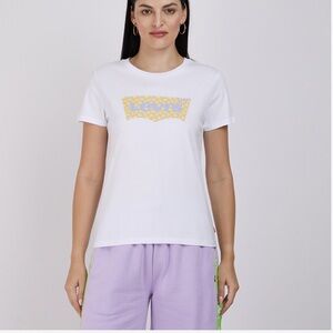 Levi’s White Logo Graphic T-Shirt – Size XS